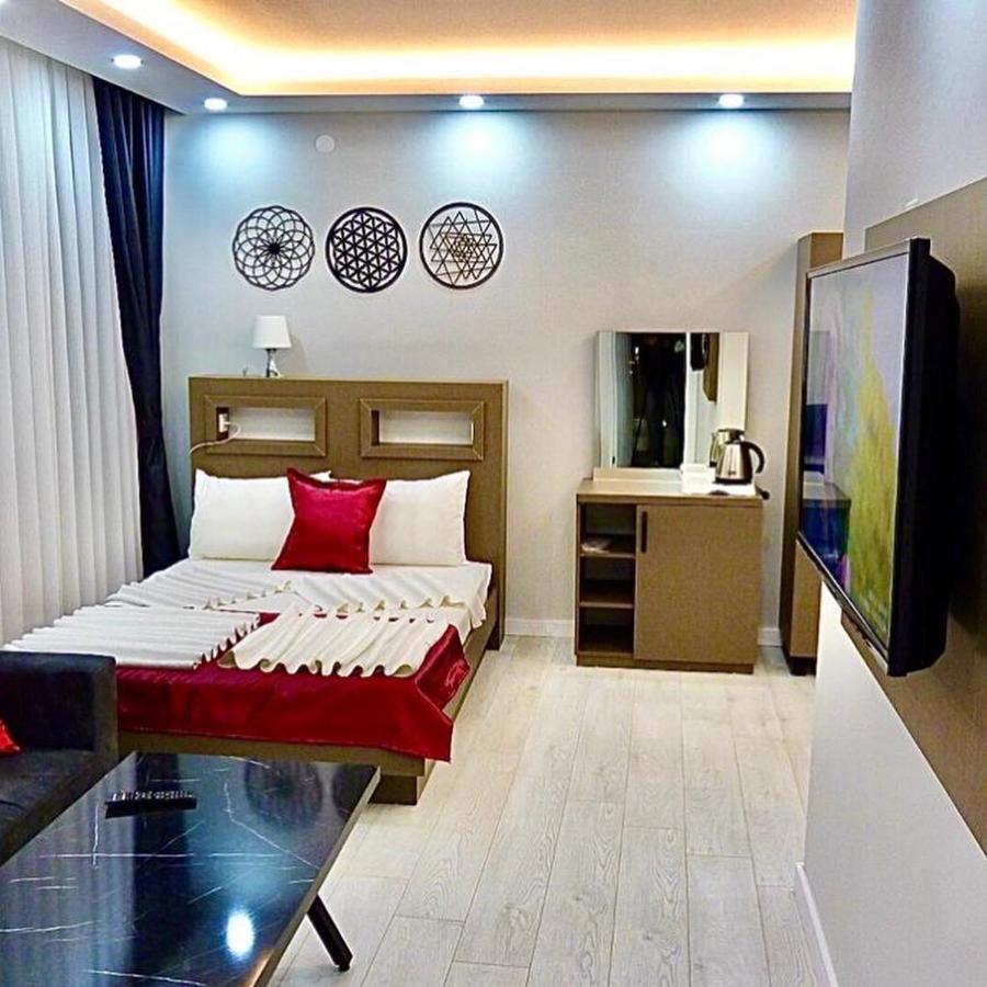 Konyaalti Hotel Анталия Екстериор снимка