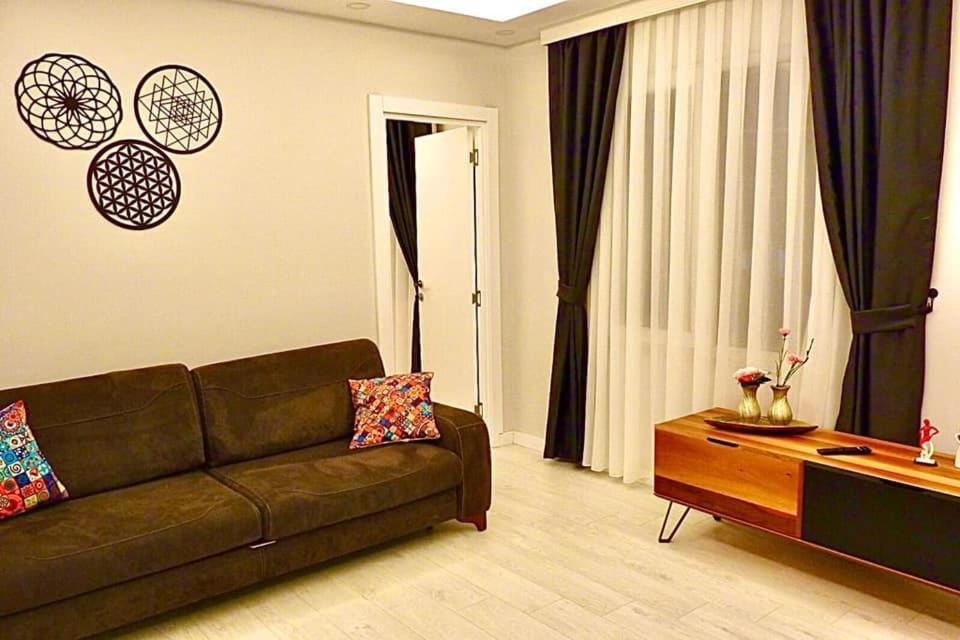 Konyaalti Hotel Анталия Екстериор снимка
