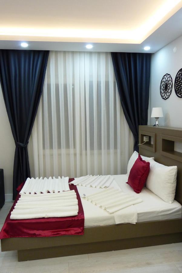 Konyaalti Hotel Анталия Екстериор снимка