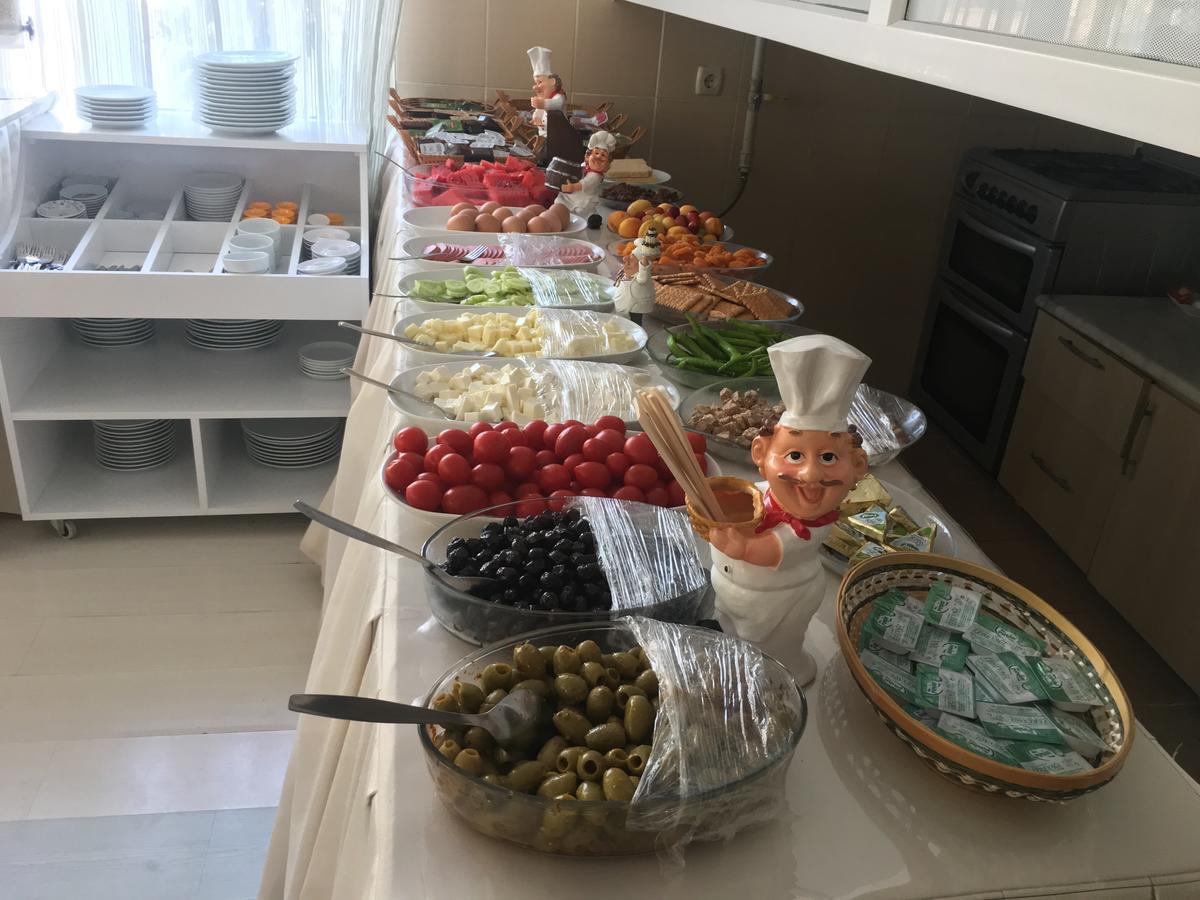 Konyaalti Hotel Анталия Екстериор снимка